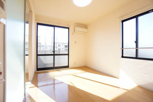 オークビレッジ B203号-2