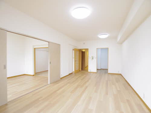 三渓ヒルズ E206号-2