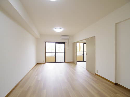 三渓ヒルズ E206号-3