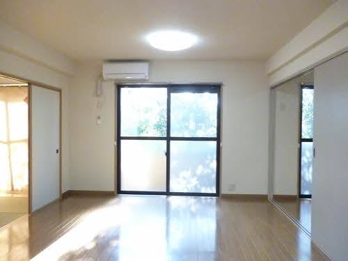 三渓ヒルズ E302号-2