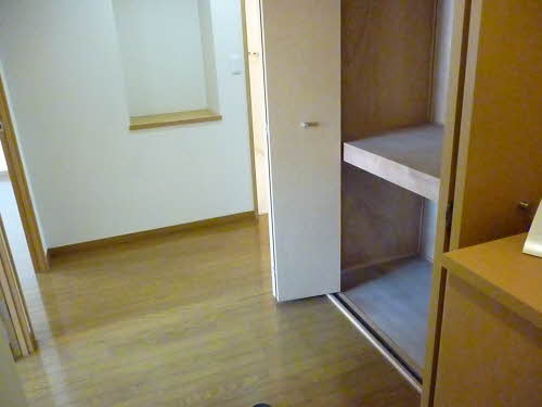 三渓ヒルズ E302号-8