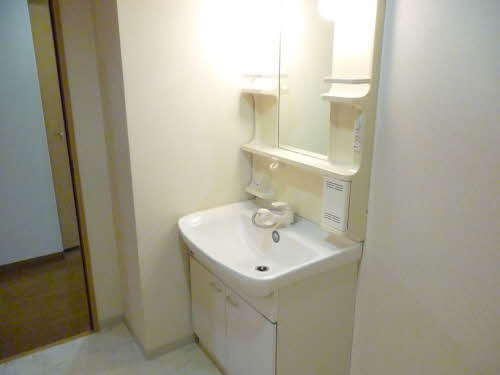 三渓ヒルズ E302号-10