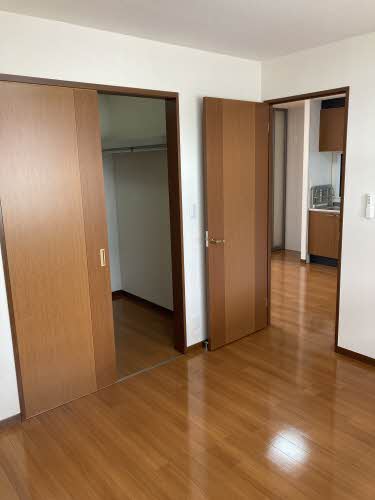 アベニュー向 B102号-12