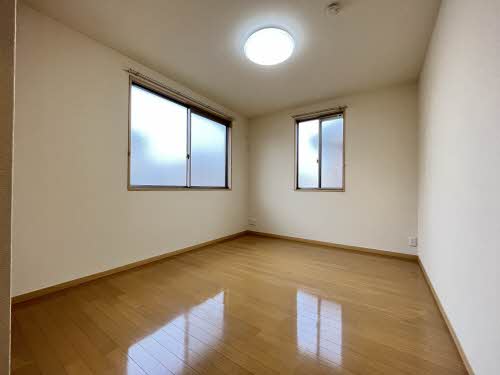 フローラルヒルズ B201号-8