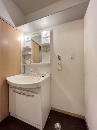 フローラルヒルズ B201号-10