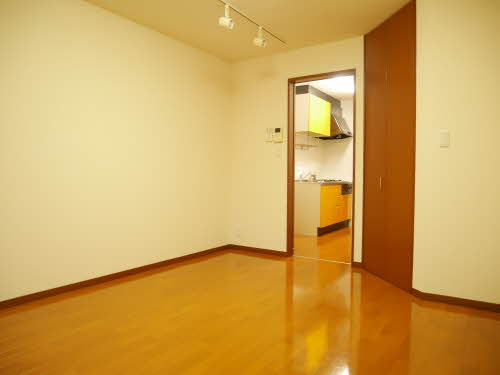 グローリーフォレスト A102号-9