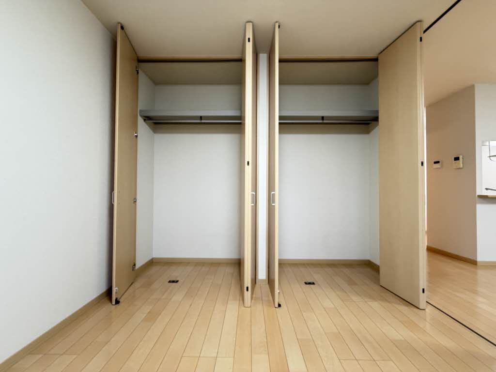 ソフィア　ナカツチ B206号-9