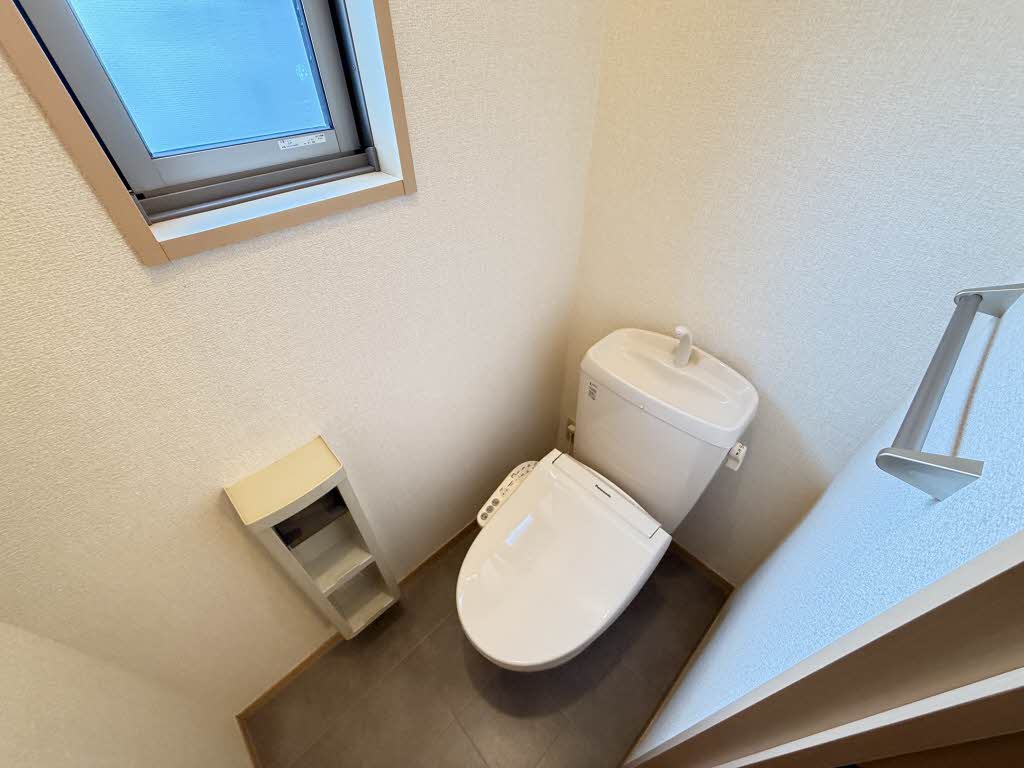 シャローム本郷 B101号-8