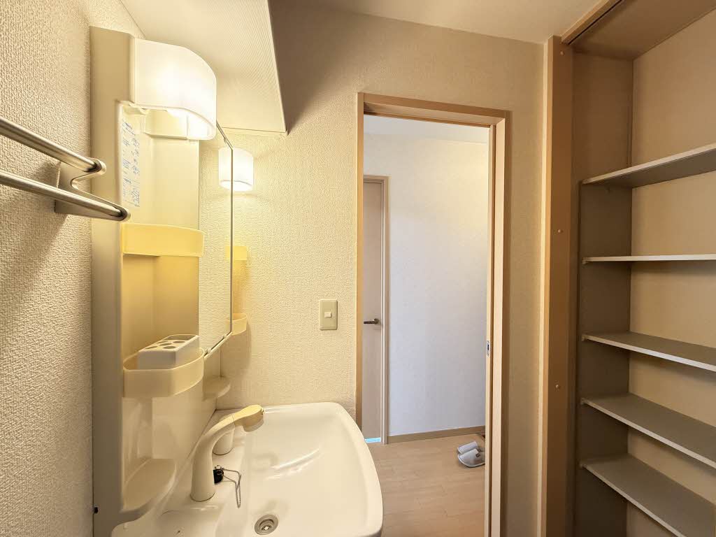 シャローム本郷 B101号-10