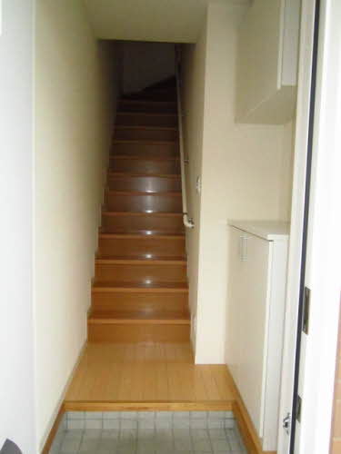 リーフガーデンハイツ E201号-2