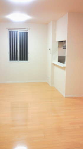 メゾンソラーナ A102号-6