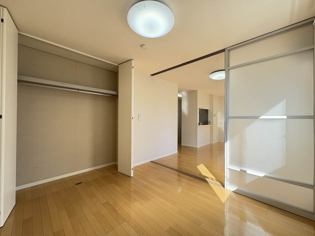 メゾンソラーナ A201号-3