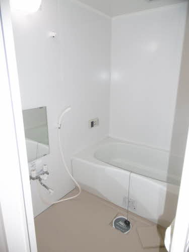 クレアーレ壱番館 A102号-4