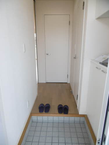 クレアーレ壱番館 A102号-7