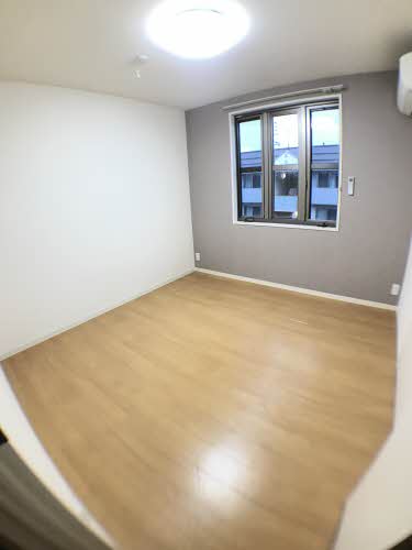 アーバンスクエア E201号-15