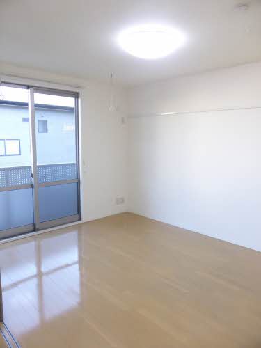 アイリス E202号-9