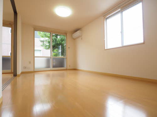 パークヒルズ A102号-5