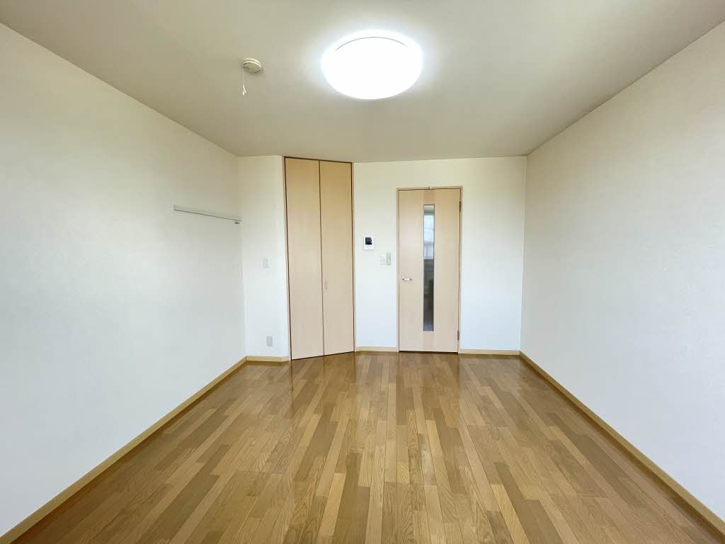 メゾン・エルミオーレ 0203号-2