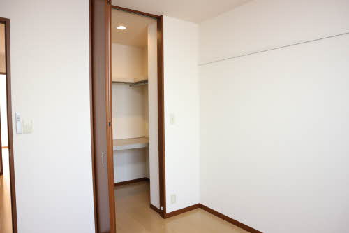 レジデンスＡＭＡＴＳＵＫＡ 0202号-8