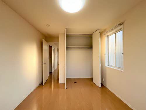 ソレアード B102号-8