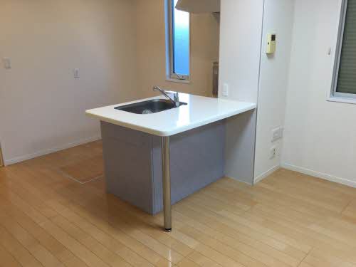 サニーコート A101号-2