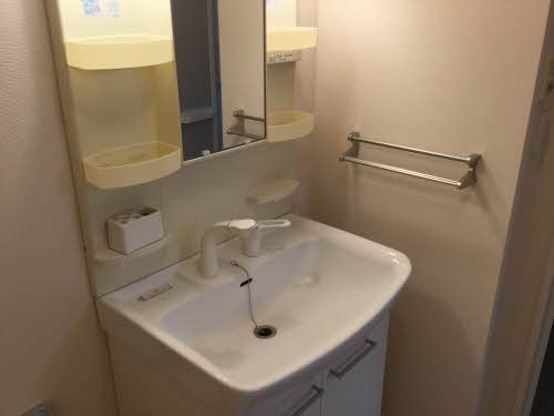 サニーコート A101号-8