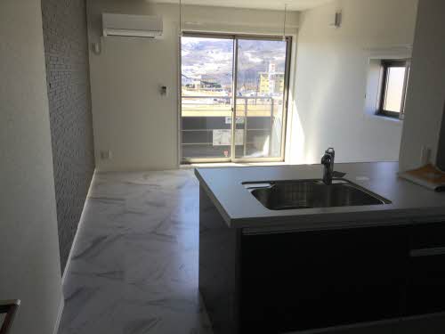 シャーメゾン・ソレイユ 0105号-2