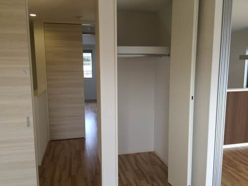 メゾン　ド　アヴェニール 0201号-5