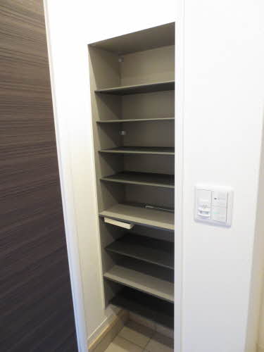 Ｒｅｌａｆｏｒｔ B101号-4