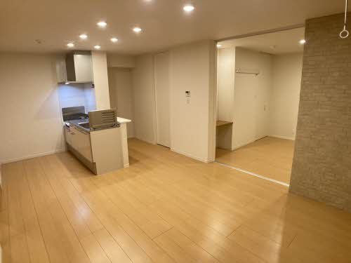 プリュネ向山 0102号-2