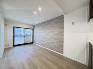 タウニー青山 B202号-1