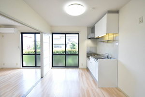 Ｔ．ＴＯＷＮミストラル 0102号-2