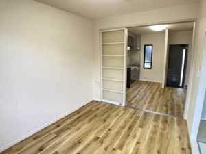 シャトレー南山 D102号-2