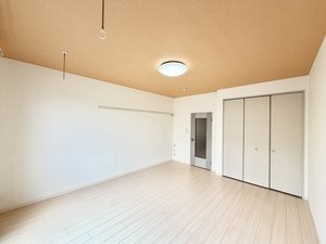 コアロード佐藤 A105号-2