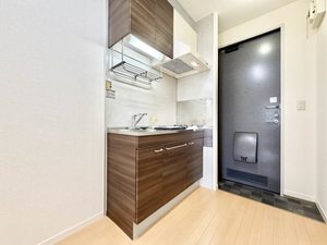 コアロード佐藤 B202号-7