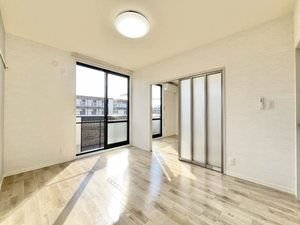 フォーデイズ B105号-5