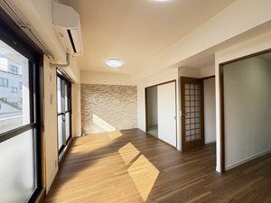 アーバンコア南浜田 0203号-3