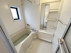 セフィーラ小島Ⅱ B101号-8