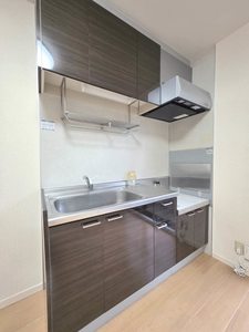 メゾン　ジュネス A102号-6