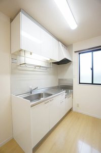 フォーレスこみど B102号-4