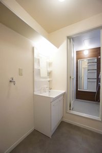 フォーレスこみど B102号-5