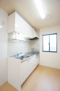 フォーレスこみど B202号-3