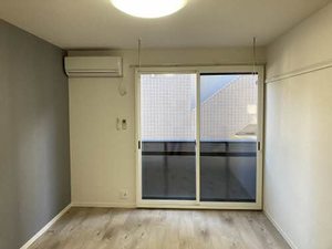 ラフォーレ A102号-1