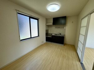 メゾンドラフィーネI 0102号-2