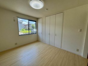 メゾンドラフィーネI 0102号-4