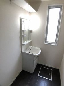 クラヴィエ下和田 A102号-8