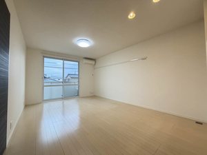 メゾン　サミュゼ B206号-2