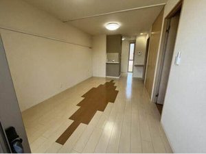 ルーチェ B102号-2