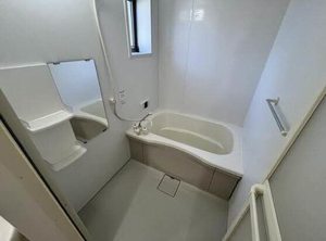 ルーチェ B102号-4