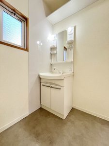 ディアス－Ｊ参番館 0201号-8